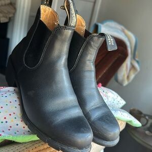 Blundstone Chelsea boot